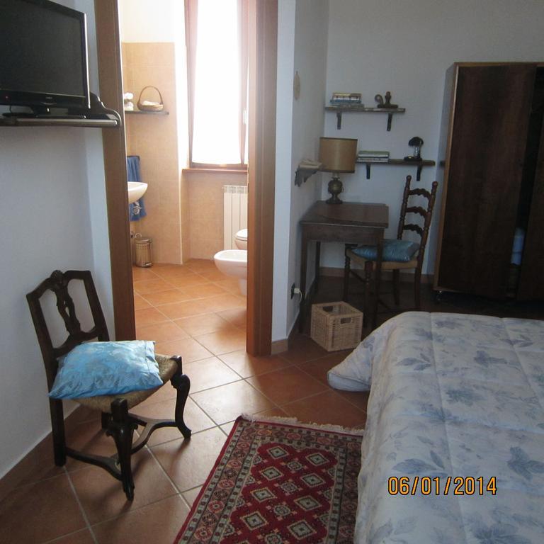 Bed And Breakfast Azienda Agricola Cascina Salazzara Маджента Номер фото