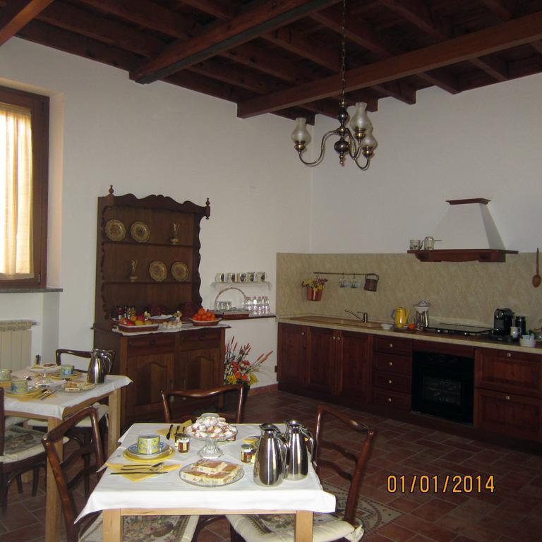 Bed And Breakfast Azienda Agricola Cascina Salazzara Маджента Номер фото