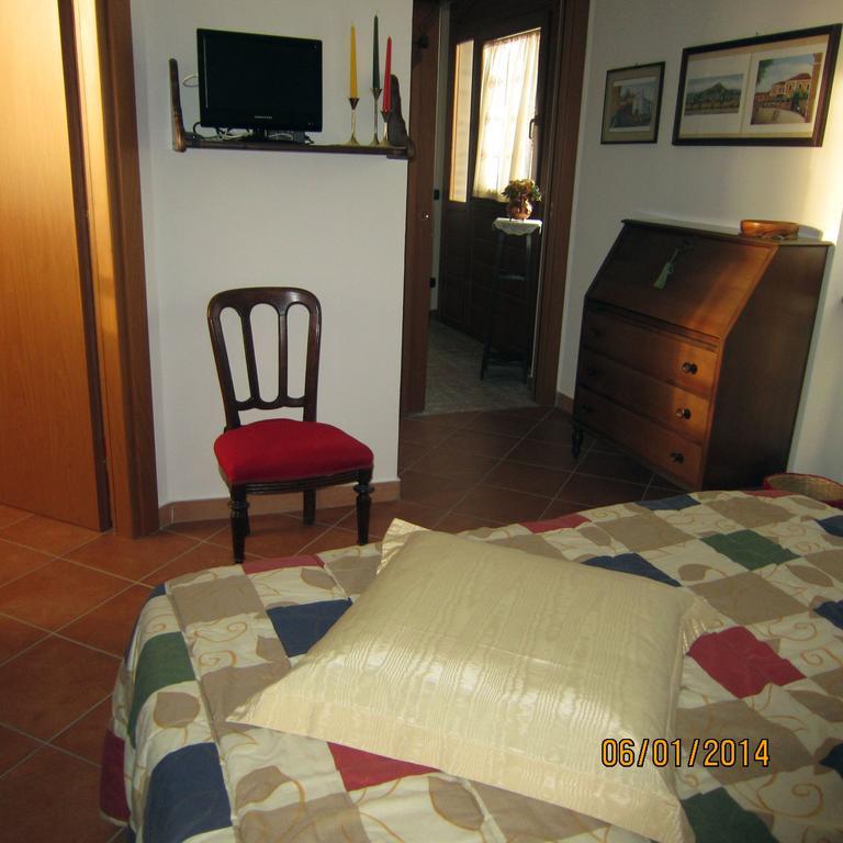 Bed And Breakfast Azienda Agricola Cascina Salazzara Маджента Экстерьер фото